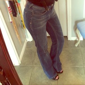 Cache size 2 high waist hi-rise jeans